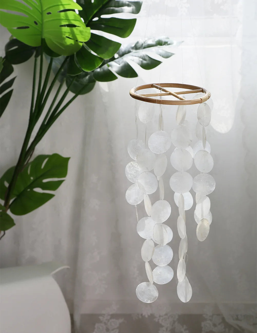Handmade Natural Mother Shell Wind Chimes Home Homestay Ornaments Children's Room Small Hanging Bell Wall Hanging Decor Gift